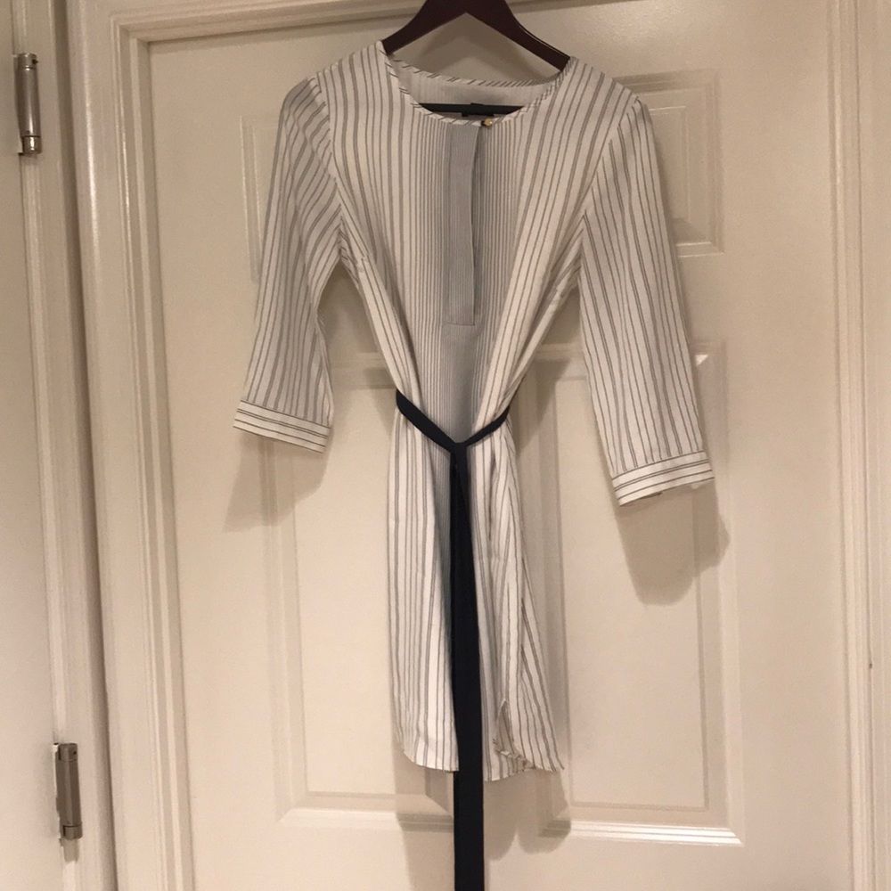 Elegant Ann Taylor Striped Tie-Waist Shift Dress.